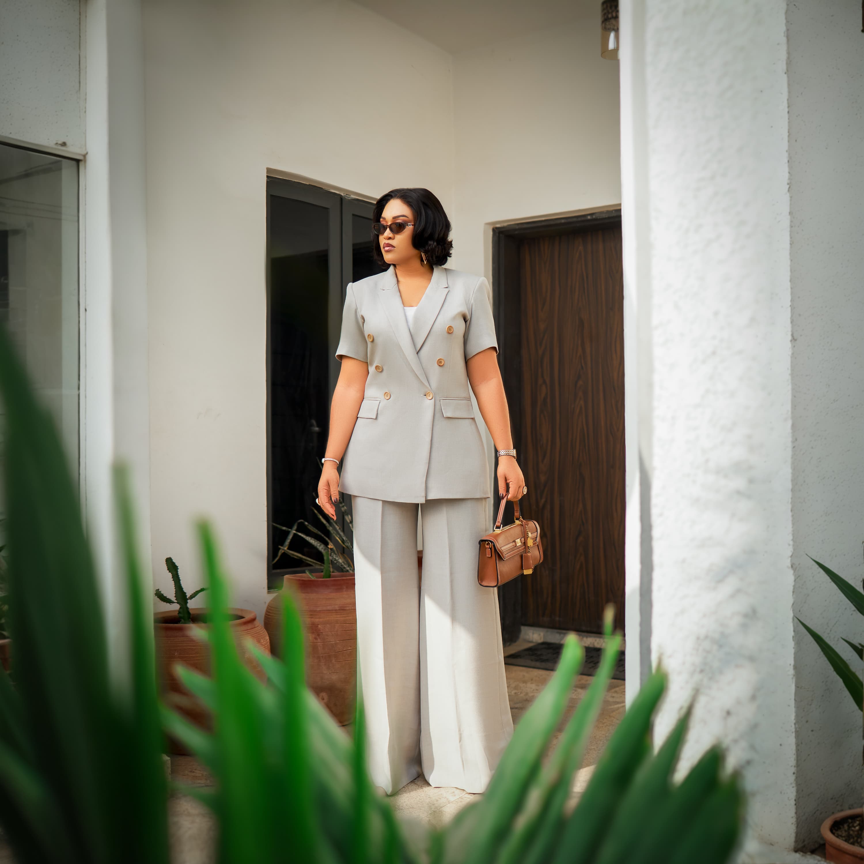 Ready-to-wear with the atelier presence